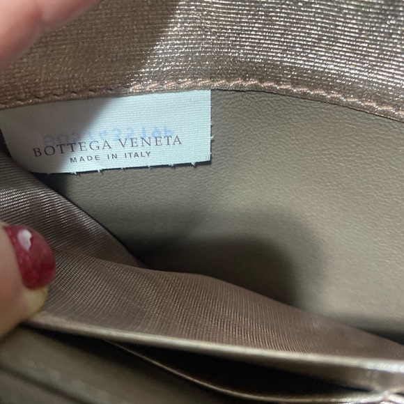 Bottega Veneta Intrecciato Rose Gold Shiny Zip L-shaped Long Leather Wallet - Picture 14 of 14